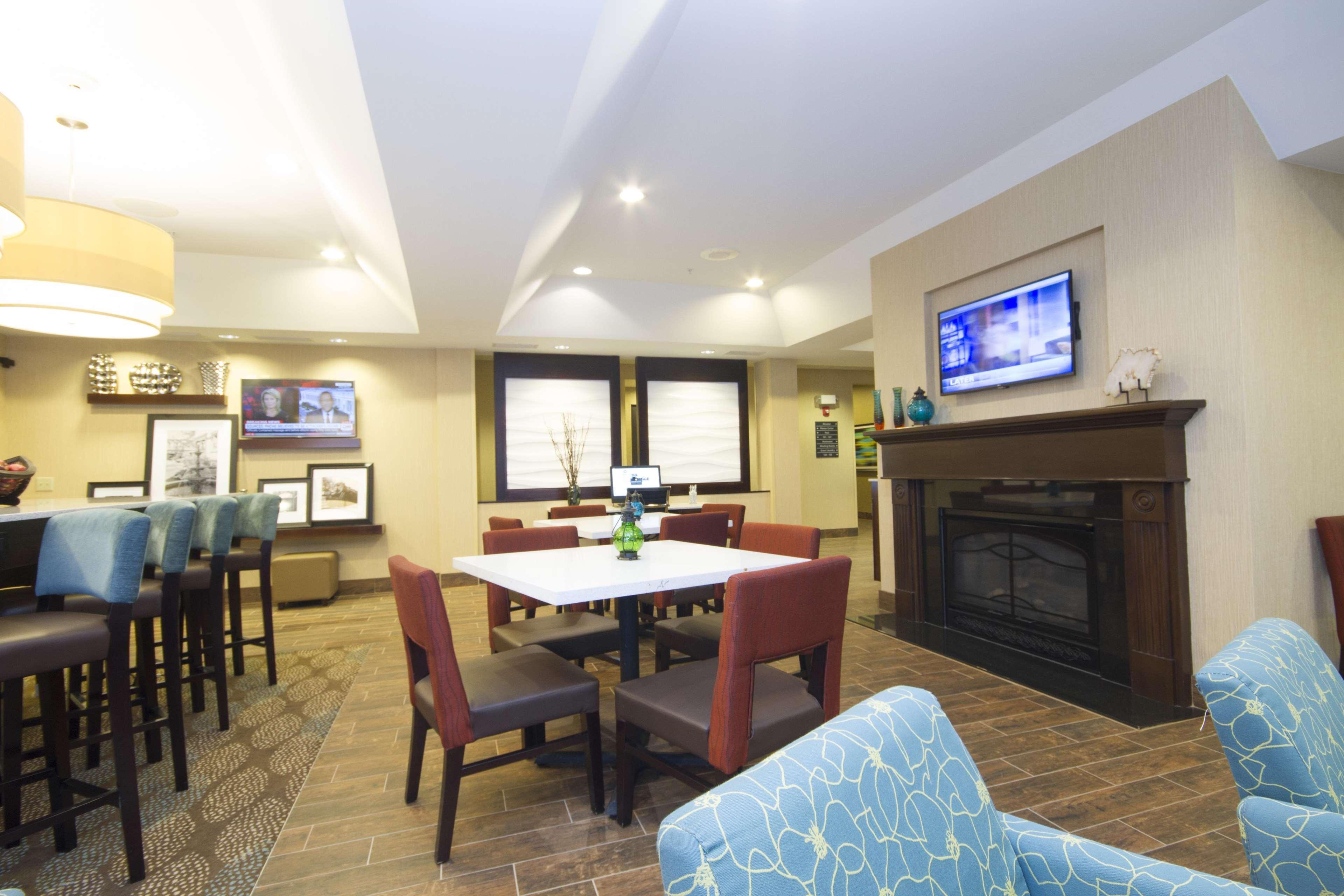 Hampton Inn Marshall Bagian luar foto