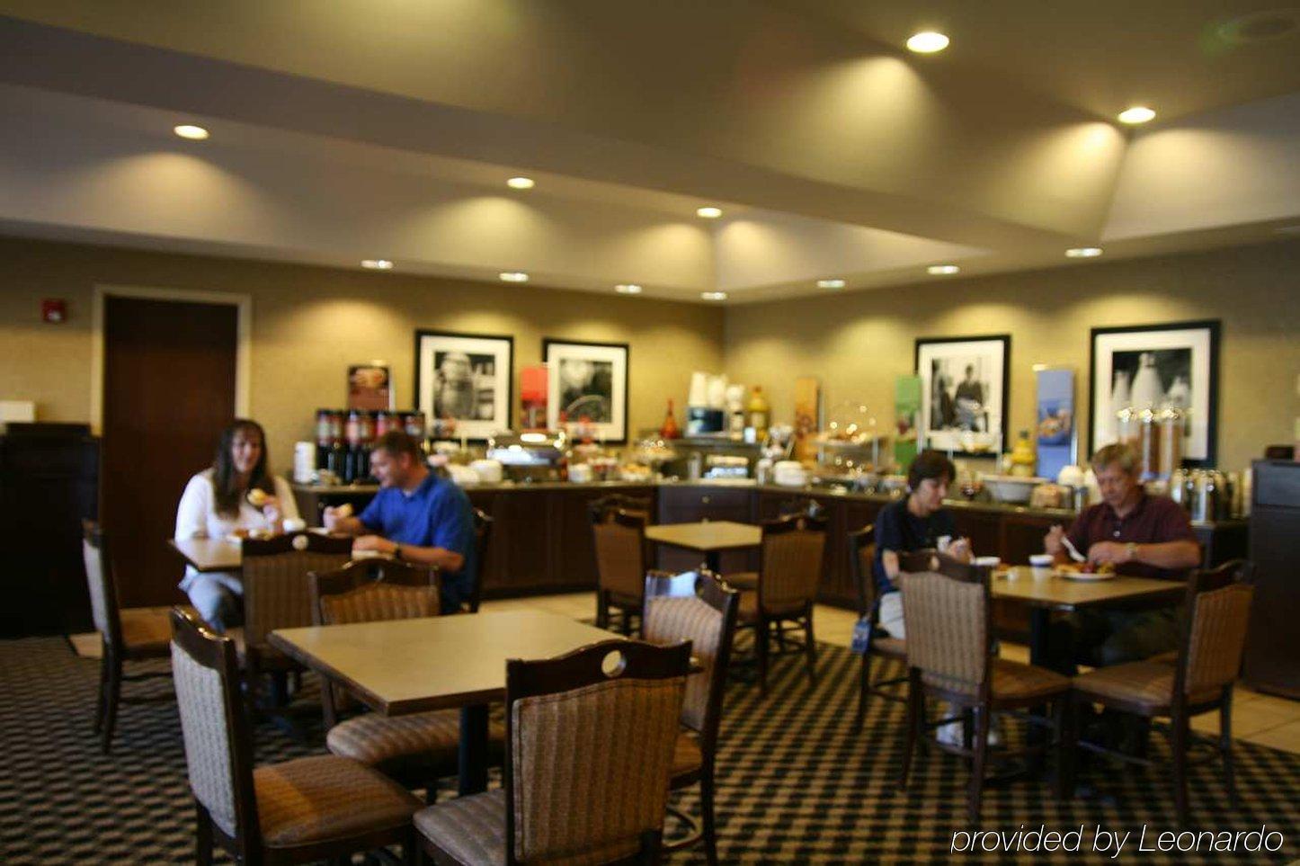 Hampton Inn Marshall Restoran foto