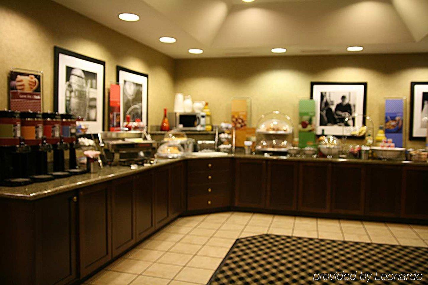 Hampton Inn Marshall Restoran foto