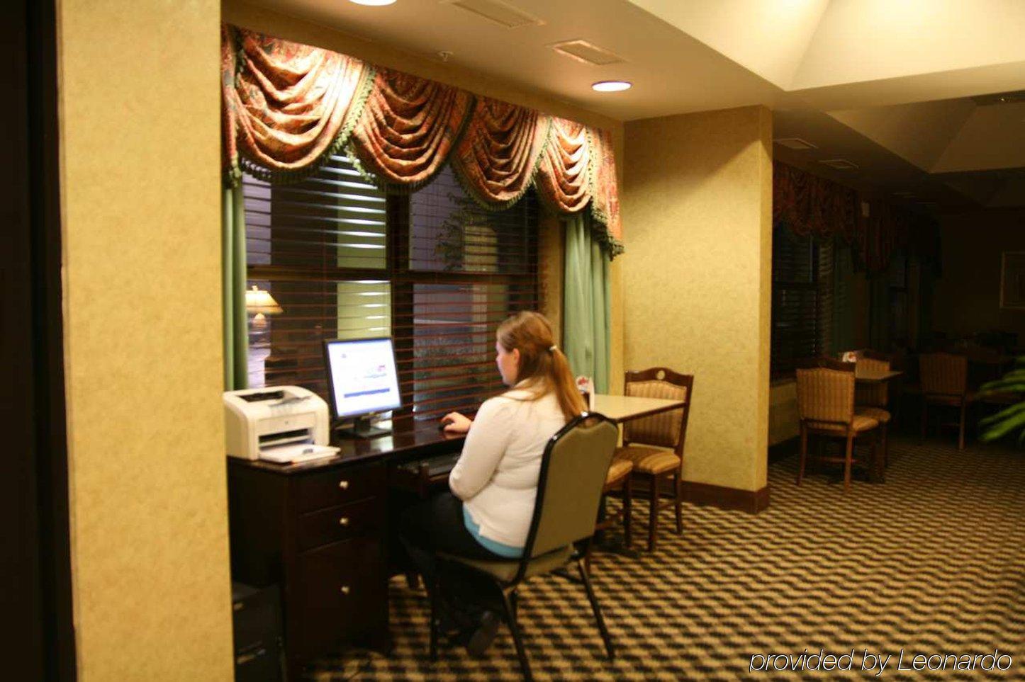 Hampton Inn Marshall Ruang foto